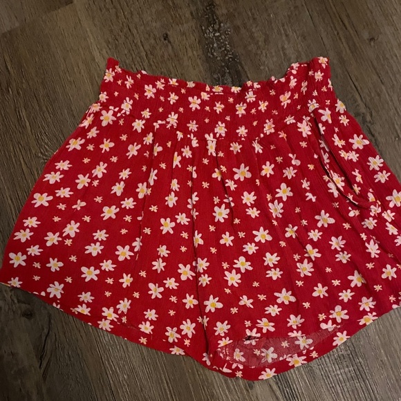 Red Floral Two-Piece Set - Picture 3 of 3